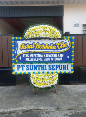 Papan Bunga Duka di Gajah