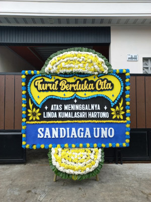 Papan Bunga Duka di Gajah